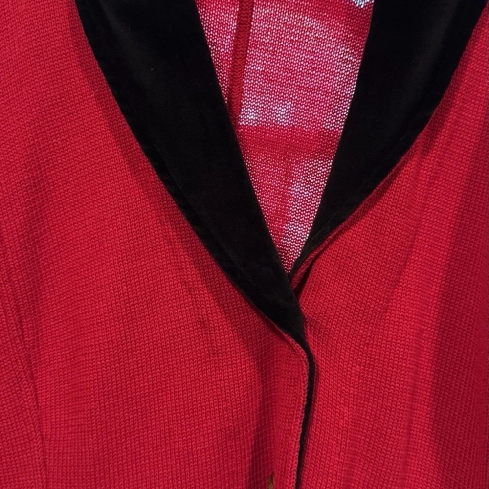 VTG Ralph Lauren Women Red Cardigan SweaterJacket Black Velvet Collar 2X Holiday - Picture 4 of 4